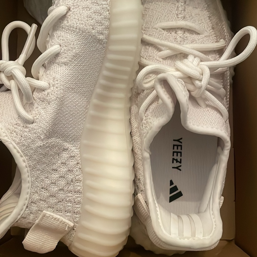Authentic 350 boost V2 - Picture 2 of 4